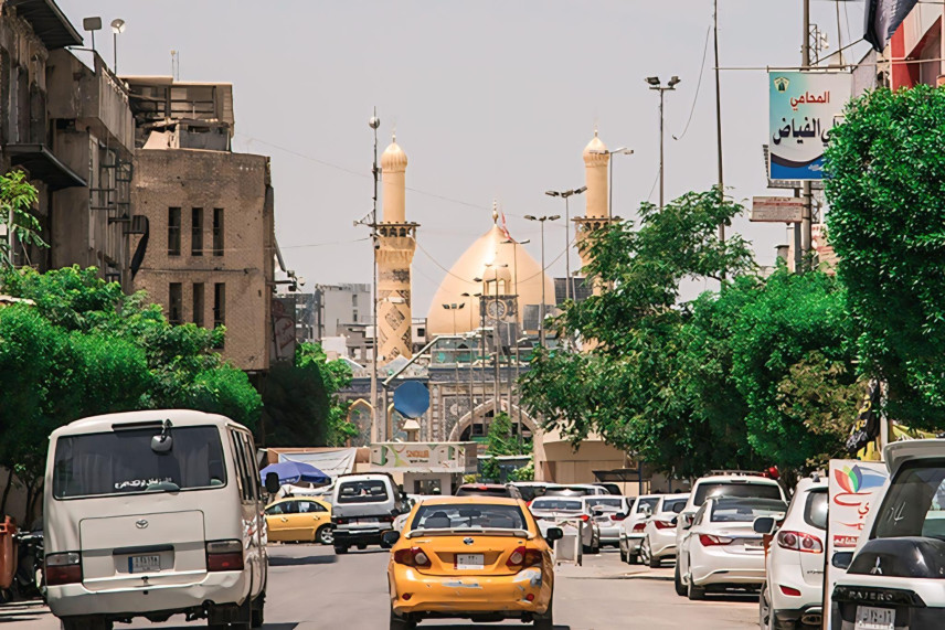 شوارع بلا أرصفة معاناة منتسبي العتبات المقدسة في كربلاء